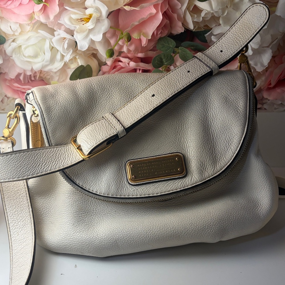 Marc Jacobs Classic Q Natasha Crossbody Bag Ivory Handbag Shoulder Purse